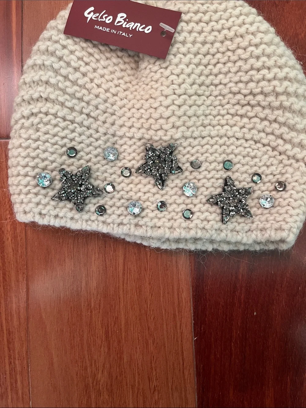 NWT Gelso Bianco Ivory Knit Beanie with Star Embellishments